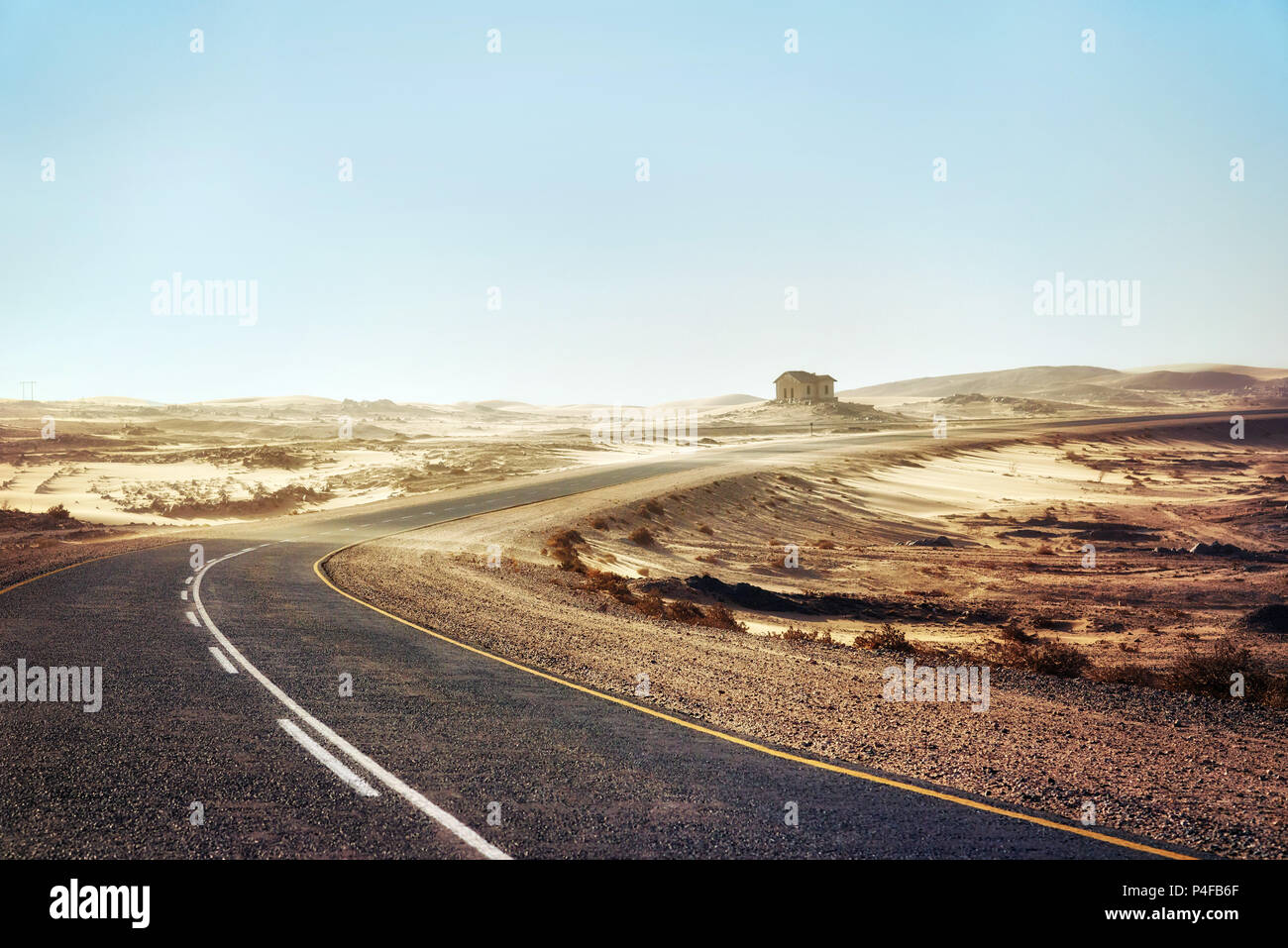 Tempête de sable au désert de Lonely Road dans le sud de la Namibie prise en Janvier 2018 Banque D'Images