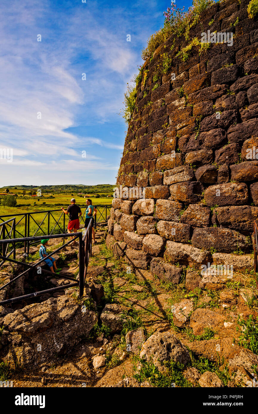 Italie Sardaigne Nuraghe Santu Antine Torralba -sa domo de su re XV siècle av.-L'une des plus importantes de celles existantes. Banque D'Images