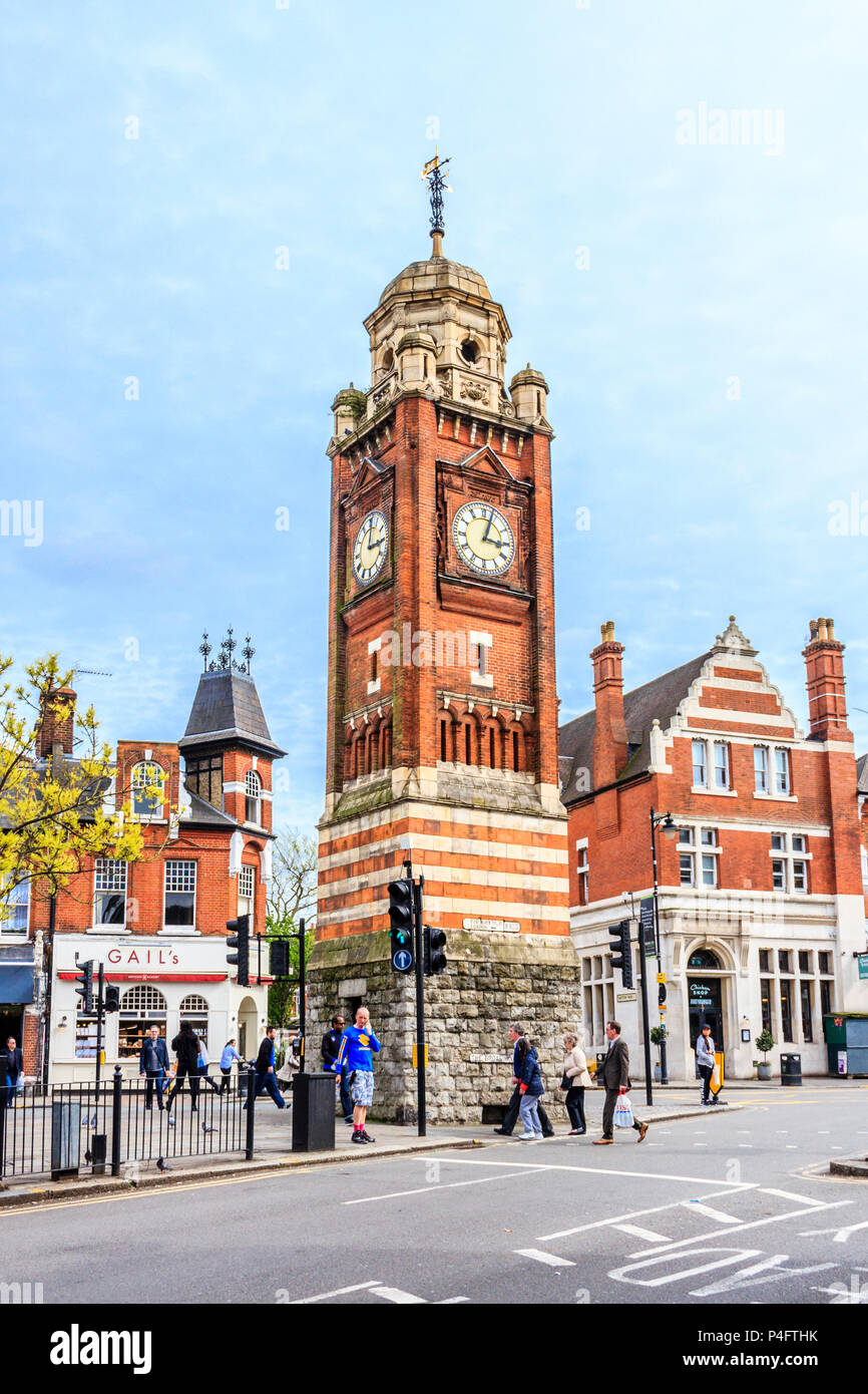 La tour de l'horloge à Crouch End, Londres, UK, érigé en 1895 dans 'l'appréciation et la reconnaissance des services publics de l' Lecteur Henry Williams (1822-97) Banque D'Images