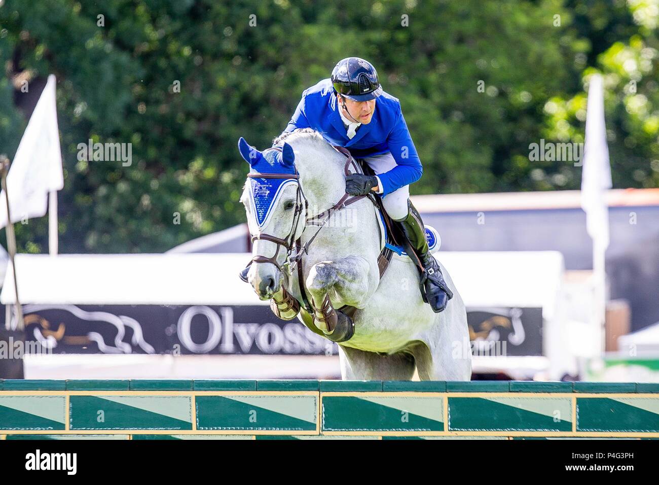 West Sussex, UK . 21 Juin, 2018. Sebastien Kapel équitation Vandi Gucci. NED. Le Derby loisirs Bunn Tankard. Le Shira Al'aa Derby Hickstead Réunion. Concours hippique. Le All England jumping course. Hickstead. West Sussex. UK. Jour 2. 21/06/2018. Credit : Sport en images/Alamy Live News Banque D'Images