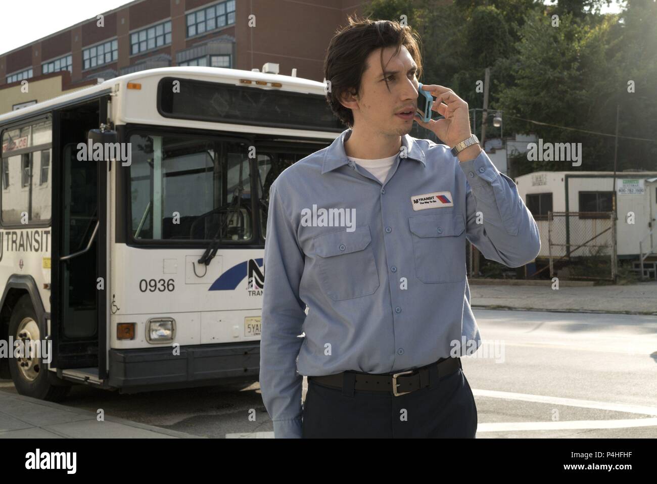 Titre original : PATERSON. Titre en anglais : PATERSON. Film Réalisateur : Jim Jarmusch. Année : 2016. Stars : ADAM DRIVER. Credit : AMAZON STUDIOS/ANIMAL KINGDOM/K5 FILM / CYBULSKI, MARY / Album Banque D'Images