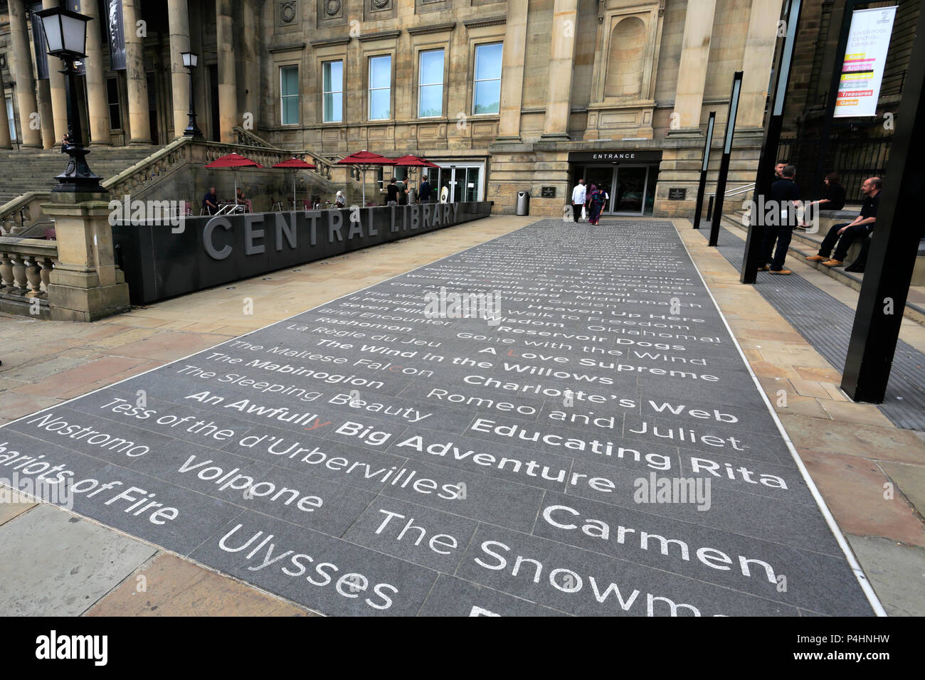 La Bibliothèque centrale de Liverpool, William Brown Street, Liverpool, Angleterre, Royaume-Uni. Banque D'Images