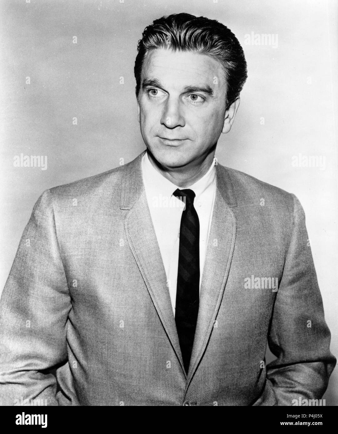 Titre original : Peyton Place. Titre en anglais : Peyton Place. Directeur du film : PAUL MONASH. Année : 1964. Stars : Leslie Nielsen. Crédit : 20E SIÈCLE DE FOX TV / Album Banque D'Images