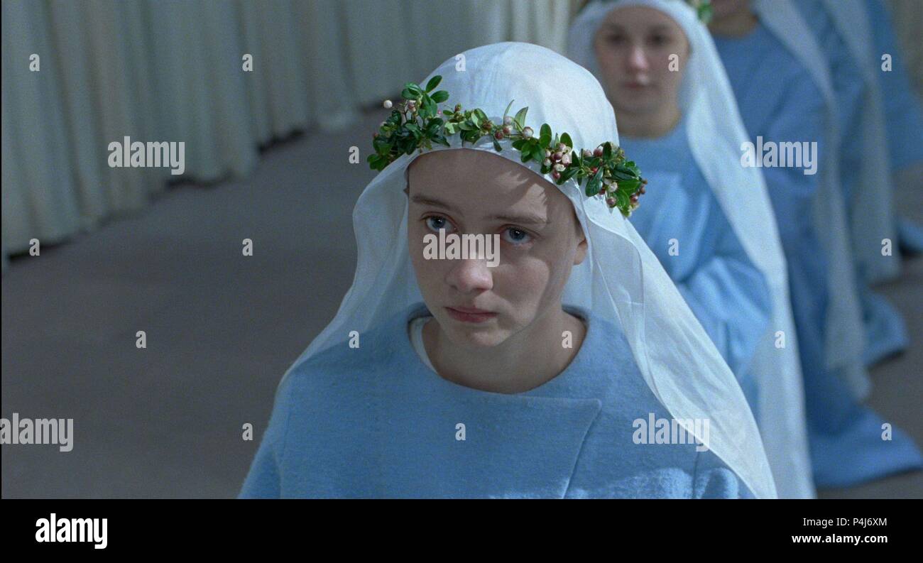 Titre original : LA RELIGIEUSE. Titre en anglais : LA RELIGIEUSE. Directeur du film : Guillaume Nicloux. Année : 2013. Stars : PAULINE ETIENNE. Crédit : LES FILMS DU WORSO / Album Banque D'Images