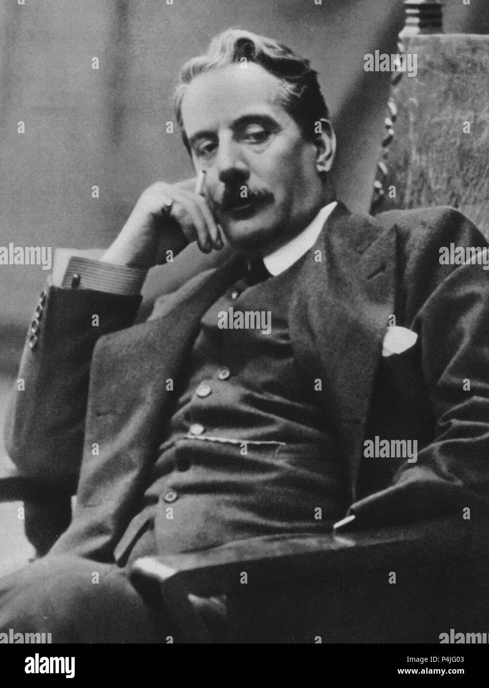 GIACOMO Puccini (1858-1924) - compositeur ITALIANO DE OPÉRAS - FOTOGRAFIA DE 1910. Lieu : INSTITUTO DE COOPERACION IBEROAMERICANA, MADRID, ESPAGNE. Banque D'Images
