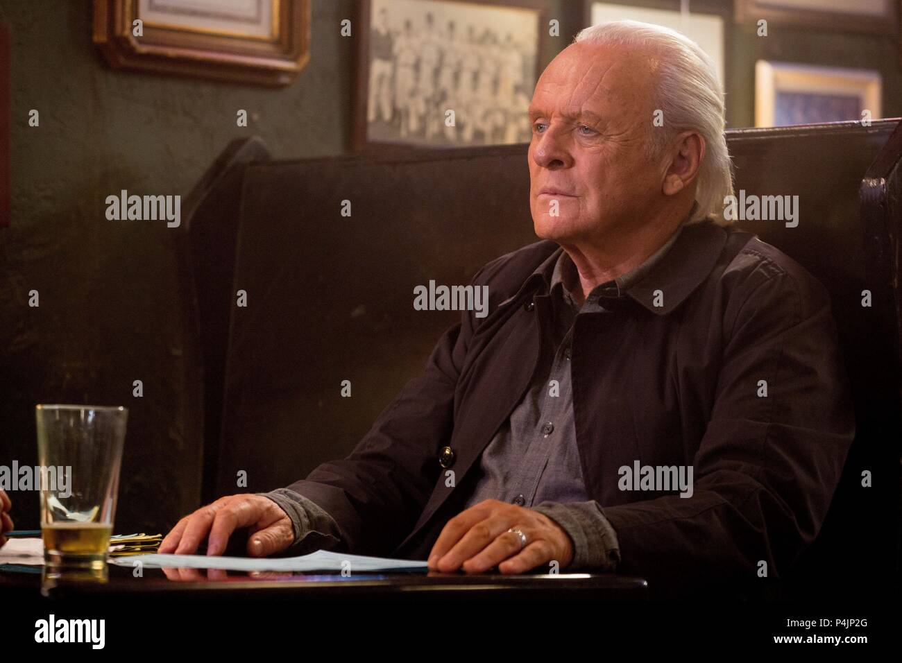 Titre original : du réconfort. Titre en anglais : du réconfort. Directeur de film : ALFONSO POYART. Année : 2015. Stars : Anthony Hopkins. Credit : EDEN ROCK SUPPORT/FILMNATION ENTERTAINMENT/FLYNN PHOTO COMPA / Album Banque D'Images