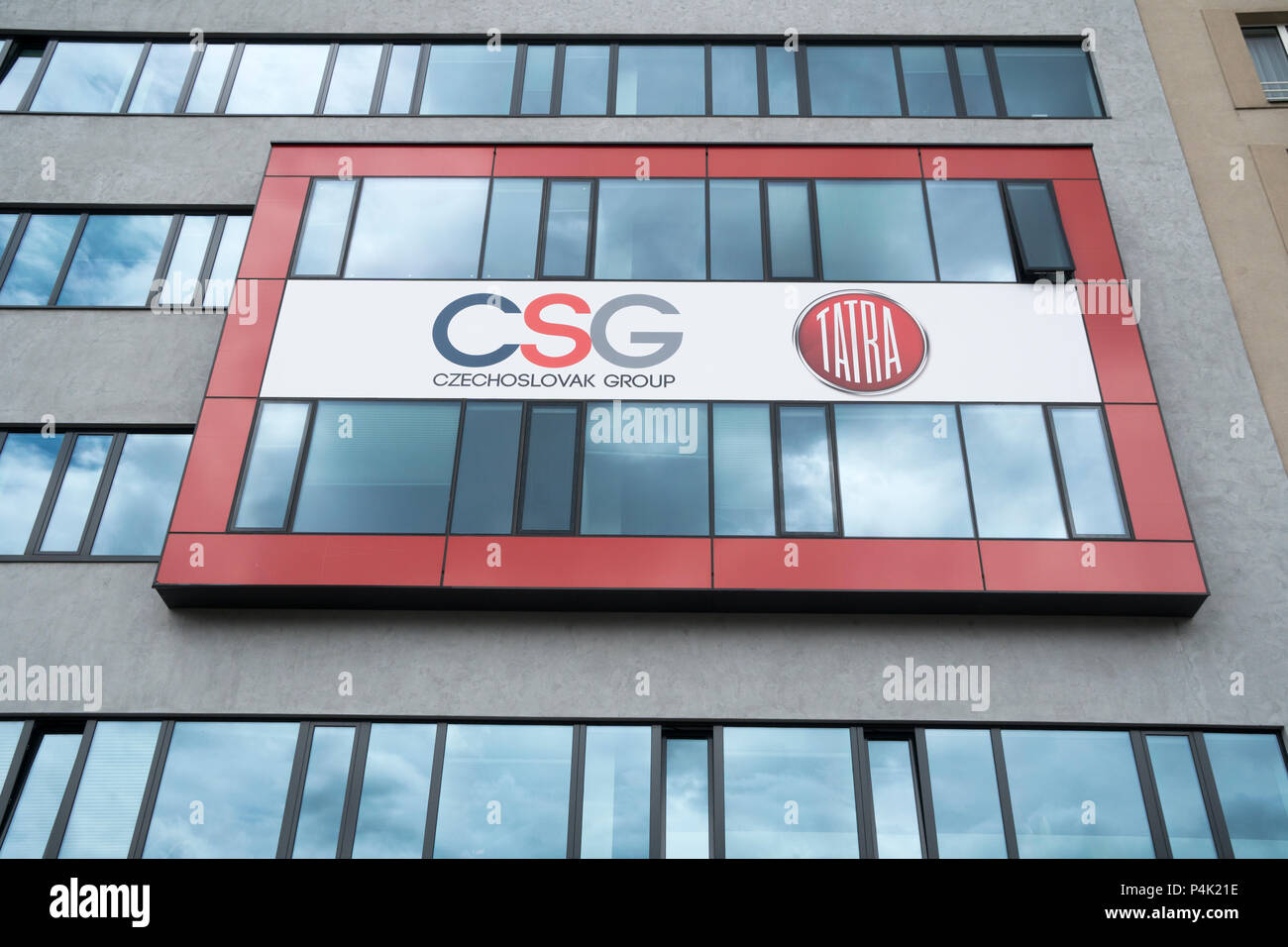 CSG, holding du groupe tchécoslovaque Tatra, constructeur du véhicule, de l'emblème Banque D'Images