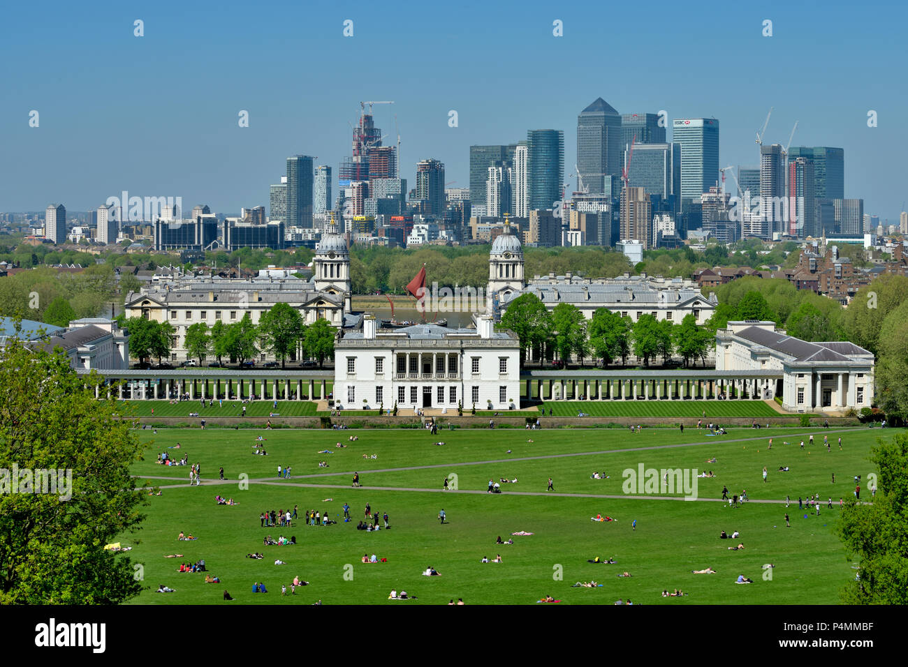 Photographié d'Observatoire Royal Hill en 2018, vue panoramique sur les toits du quartier financier de Canary Wharf London Banque D'Images