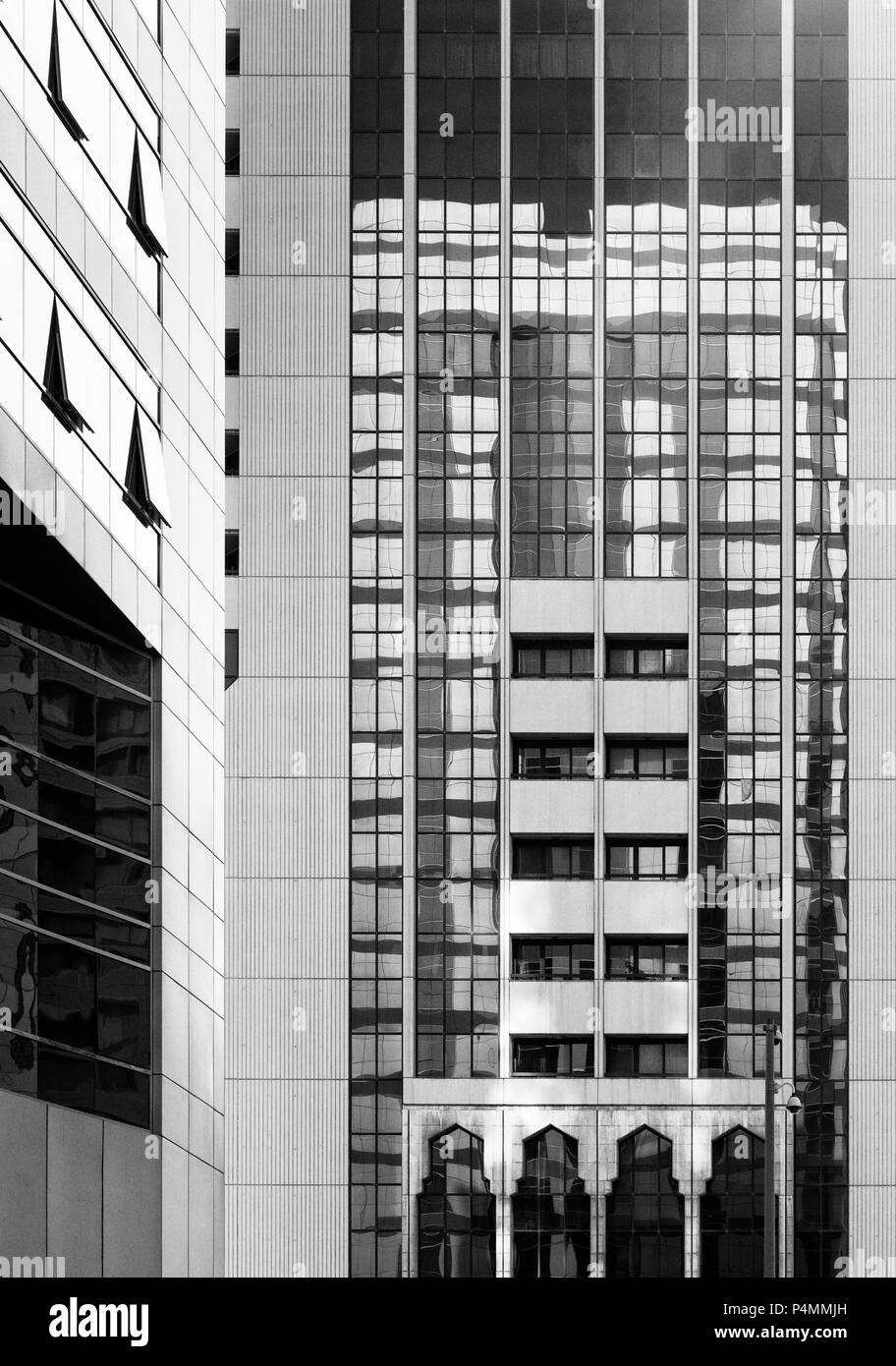 Centre-ville, la Ville d'Abu Dhabi, l'Émirat d'Abu Dhabi, le golfe Persique, les Émirats arabes unis, ÉMIRATS ARABES UNIS, au Moyen-Orient Banque D'Images