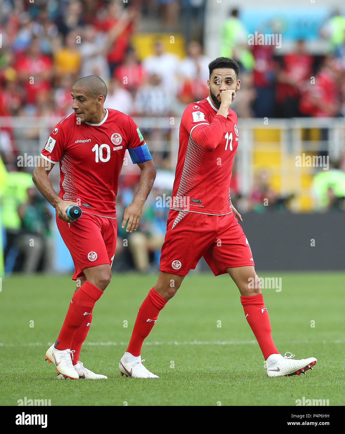 Moscou, Russie. 23 Juin, 2018. Dylan Bronn (R) de la Tunisie célèbre le scoring pendant la Coupe du Monde FIFA 2018 match du groupe G entre la Belgique et la Tunisie à Moscou, Russie, le 23 juin 2018. Credit : Xu Zijian/Xinhua/Alamy Live News Banque D'Images