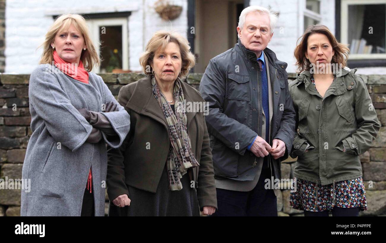 Titre original : DERNIER TANGO À HALIFAX. Titre en anglais : DERNIER TANGO À HALIFAX. Directeur de film : EUROS LYN. Année : 2012. Stars : DEREK JACOBI, ANNE REID, NICOLA WALKER ; SARAH LANCASHIRE. Credit : British Broadcasting Corporation (BBC) / Album Banque D'Images