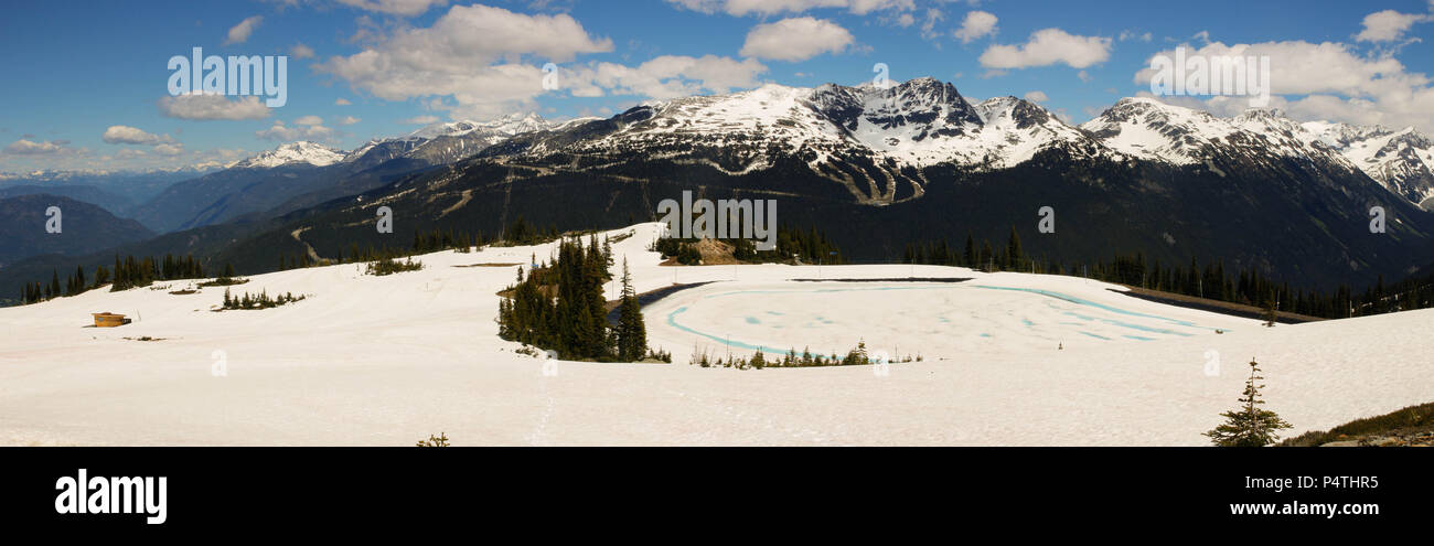 Whistler (Colombie-Britannique) Canada. Panorama depuis le pic du sommet montrant la beauté que le Canada a à offrir Banque D'Images