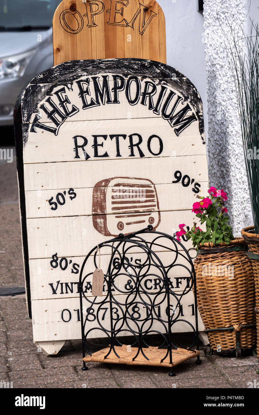 L'Emporium, Vintage & rétro Sign Banque D'Images