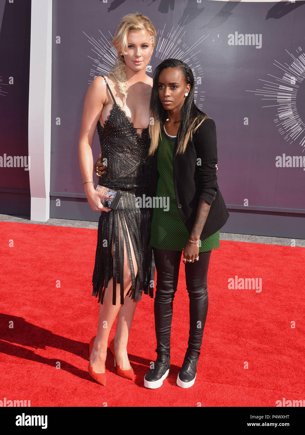 L'Irlande Baldwin, Angel Haze 211 au MTV Video Music Awards au Great Western Forum de Los Angeles.L'Irlande Baldwin, Angel Haze 211 cas à Hollywood Life - Californie, Red Carpet Event, USA, Cinéma, Célébrités, photographie, Bestof, Arts, Culture et divertissement, Célébrités, Mode Topix Meilleur de Hollywood, la vie, événement dans la vie d'Hollywood, Californie - Tapis rouge et en backstage, cinéma, télévision, célébrités, célébrités de la musique, des acteurs du Topix même film en salle, et la star ensemble. enquête de crédit, tsuni@Gamma-USA.com Tsuni / USA, 2015 - Groupe, télévision et film cast Banque D'Images