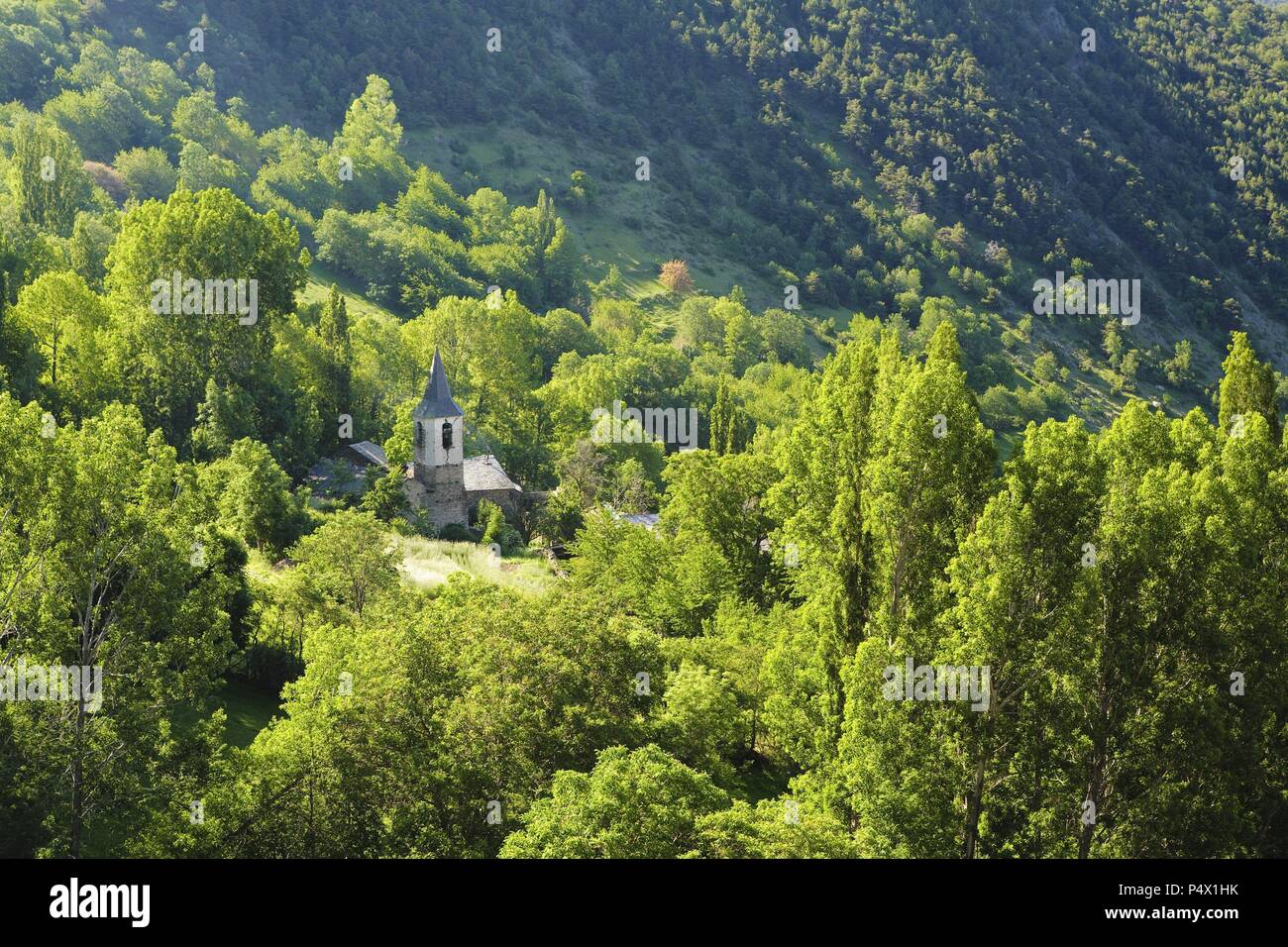 Dorve Bebe Vallee La Chaine Des Pyrenees Pallars Sobira Barcelone L Espagne Photo Stock Alamy Dorve Bebe Vallee La Chaine Des Pyrenees Pallars Sobira Barcelone L Espagne Photo Stock Alamy