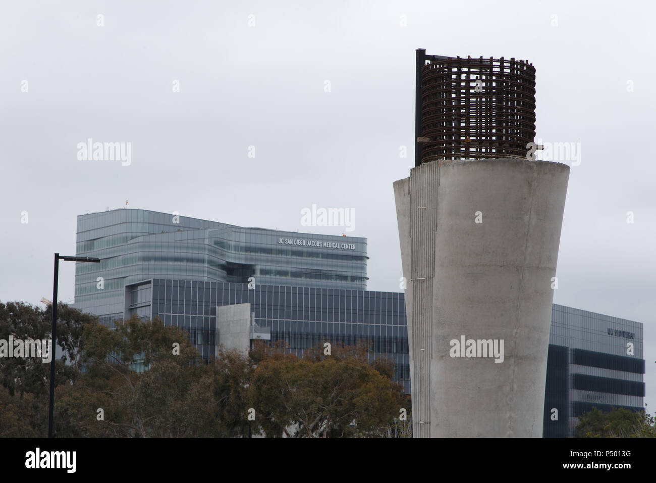 L'extension en construction chariot Mid-Coast à San Diego, Californie's University Centre ville et région de l'UCSD. Le 23 juin 2018. Banque D'Images