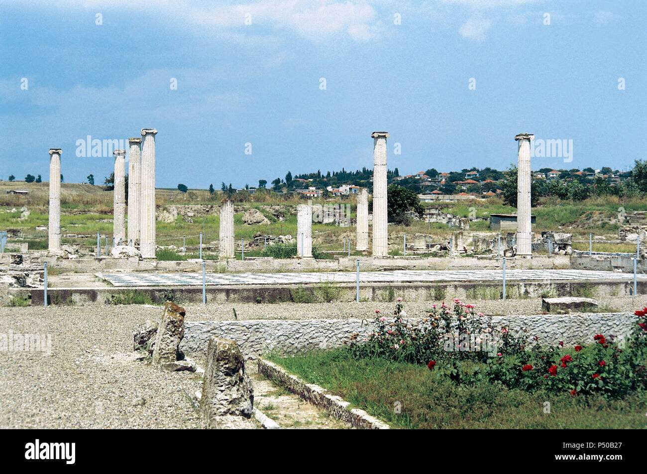 ARTE GRIEGO. GRECIA. RUINAS DE PELA. Construida por Arquelao entre 413-399 a. C. En ella nació FILIPO II de Macédoine (382 a. C.) y Alejandro Magno. Région de Macédoine. Banque D'Images