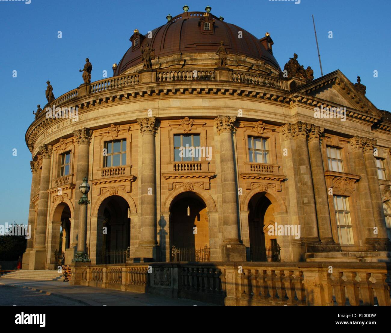 L'Allemagne. Berlin. Musée de Bode (1904). Conçu par l'architecte allemand Ernst von Ihne (1848-1917). Il appartient au groupe des bâtiments de l'île aux musées. De l'extérieur. Banque D'Images