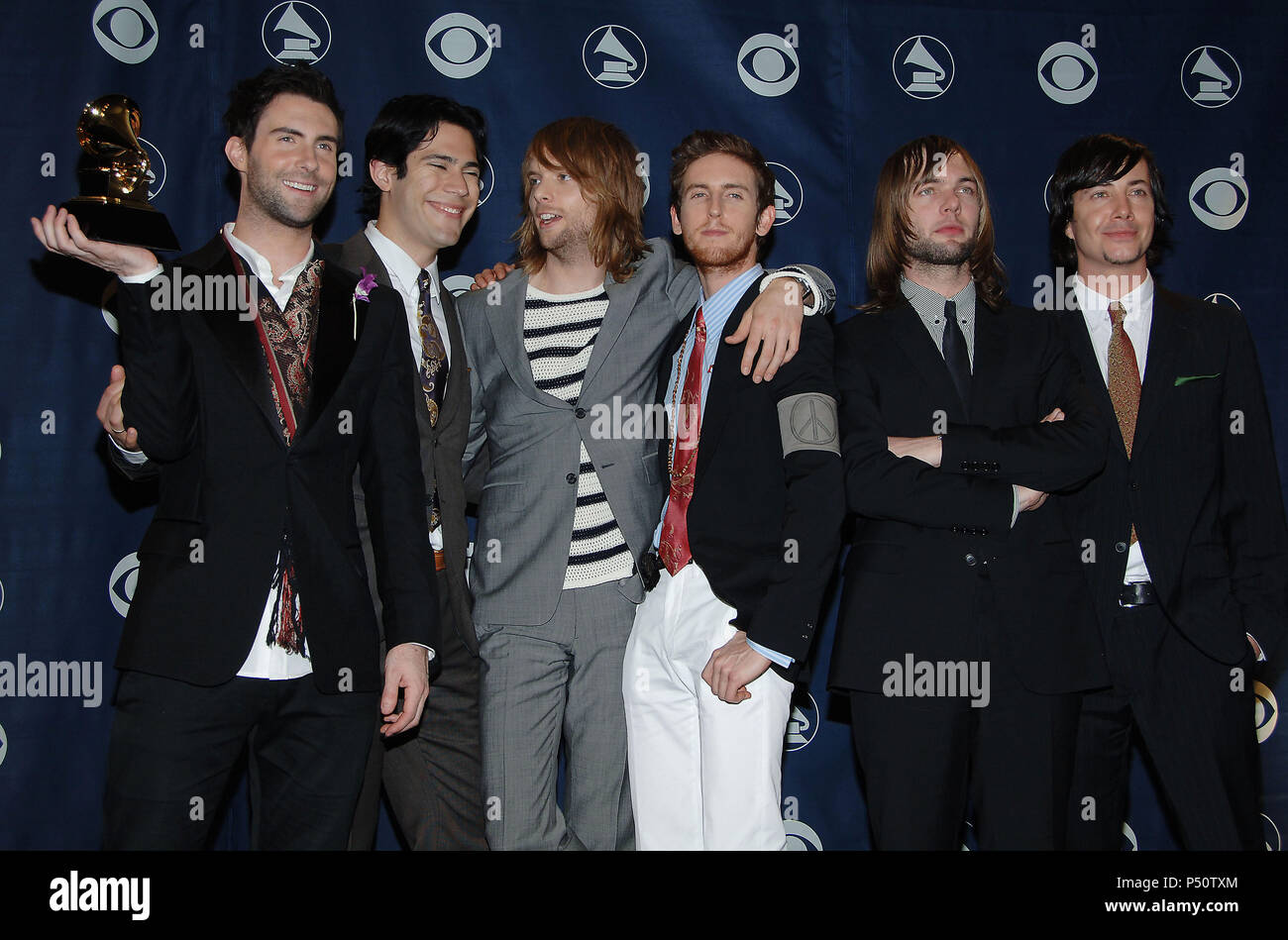 Maroon 5 dans les coulisses de la 48e cérémonie des Grammy Awards au Staples Center de Los Angeles, le mercredi 8 février 2006 - Maroon5 127.jpgMaroon5 127 cas à Hollywood Life - Californie, Red Carpet Event, USA, Cinéma, Célébrités, photographie, Bestof, Arts, Culture et divertissement, Célébrités, Mode Topix Meilleur de Hollywood, la vie, événement dans la vie d'Hollywood, Californie - une remise de trophée, backstage, cinéma, télévision, célébrités, célébrités de la musique, Topix Bestof, Arts, Culture et loisirs, photographie, tsuni@Gamma-USA.com , Tsuni enquête de crédit / USA, 2000-200 Banque D'Images