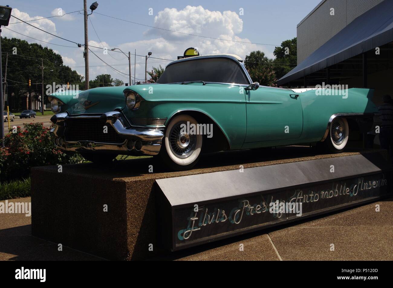 Elvis Presley (1935-1977). Graceland Mansion. Cadillac. Memphis. État du Tennessee. Usa. Banque D'Images