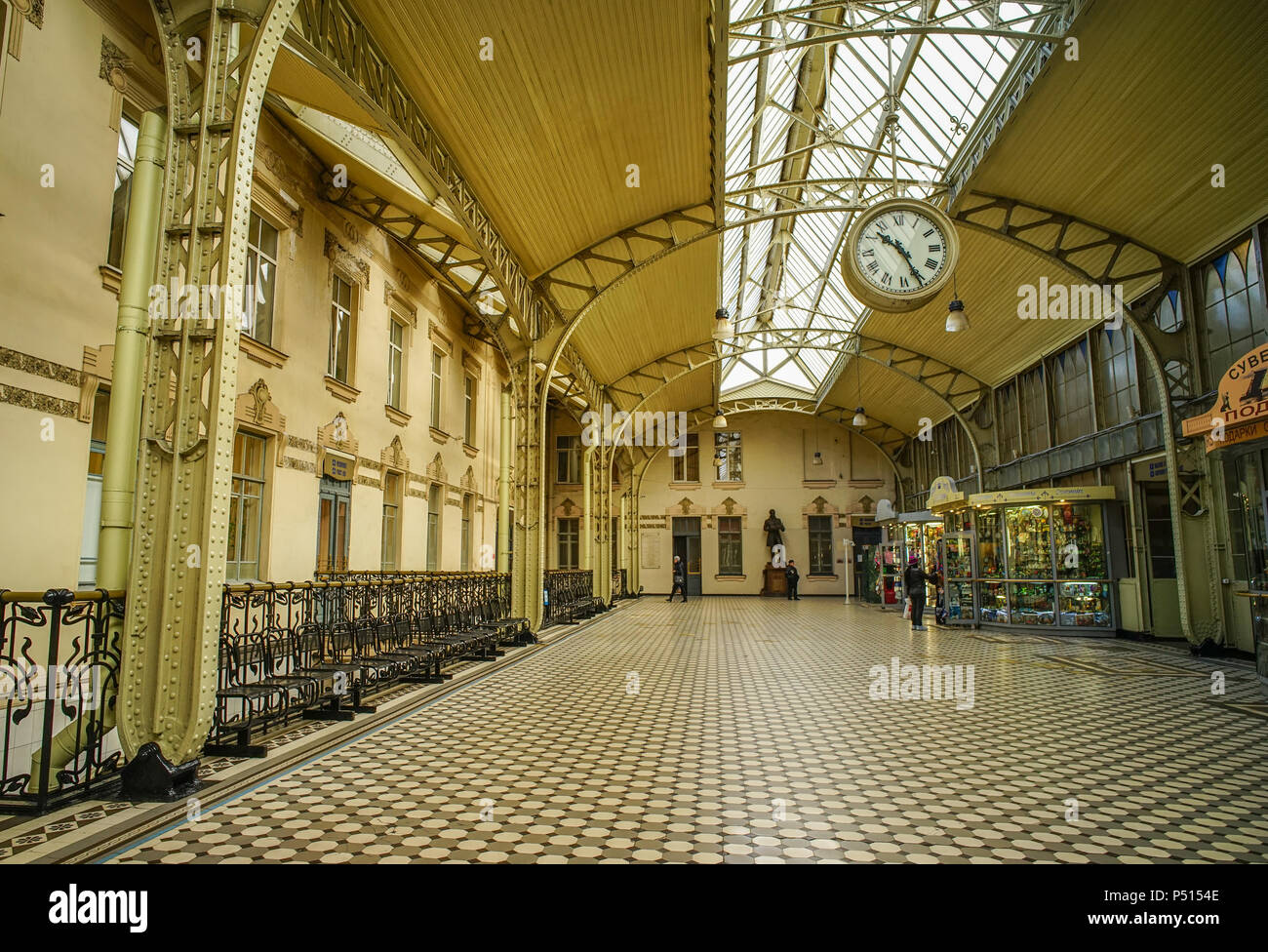 Saint-pétersbourg, Russie - Oct 7, 2016. Intérieur de la gare Vitebsky au centre-ville de Saint-Pétersbourg, en Russie. Vitebsky a été la première gare à être Banque D'Images