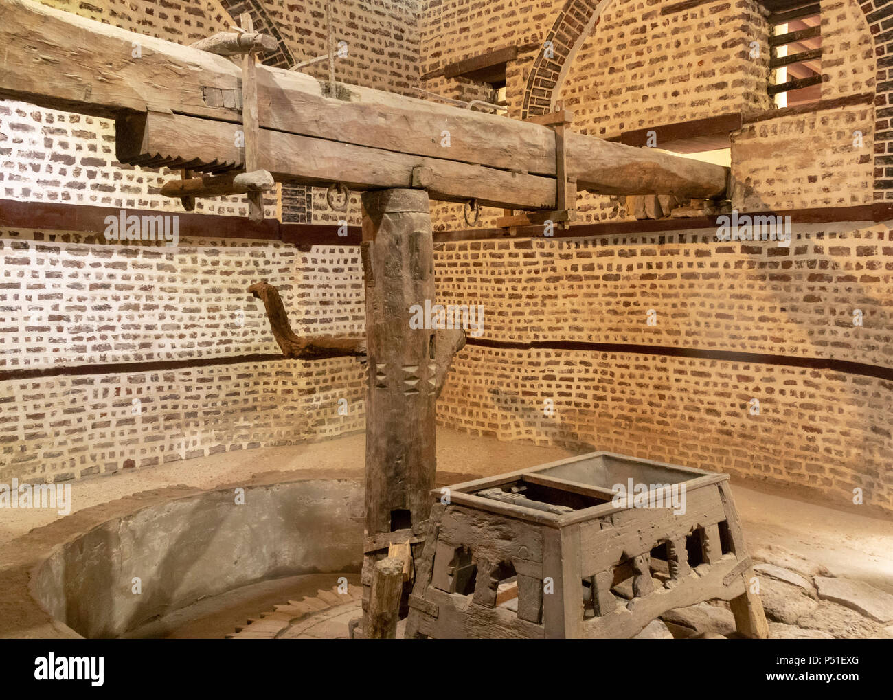 Intérieur de Abu Shahin moulin à céréales, Rosetta, Egypte Banque D'Images