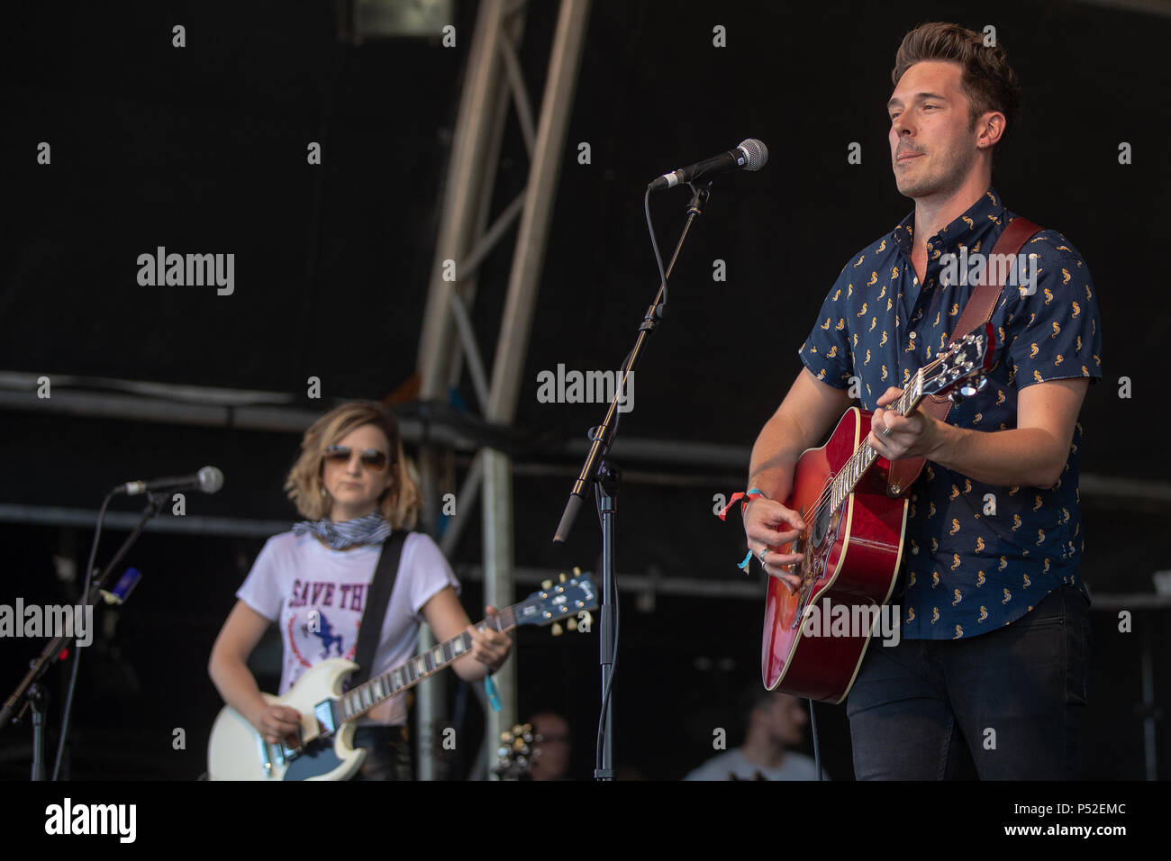 Tunbridge Wells, Royaume-Uni. 24 Juin, 2018 Sam Palladio mieux connu pour son rôle comme Gunnar Scott dans la série dramatique musicale ABC de la scène de Nashville à la Black deer Festival, Parc Geauga Lake'S Wildwater Kingdom Kent, Royaume-Uni..© Jason Richardson / Alamy Live News Banque D'Images