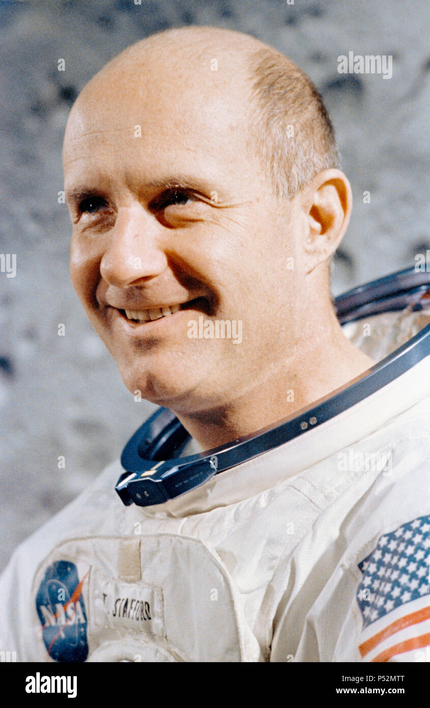 Astronaute Thomas P. Stafford, premier commandant d'équipage de la mission Apollo 10 en orbite lunaire Banque D'Images