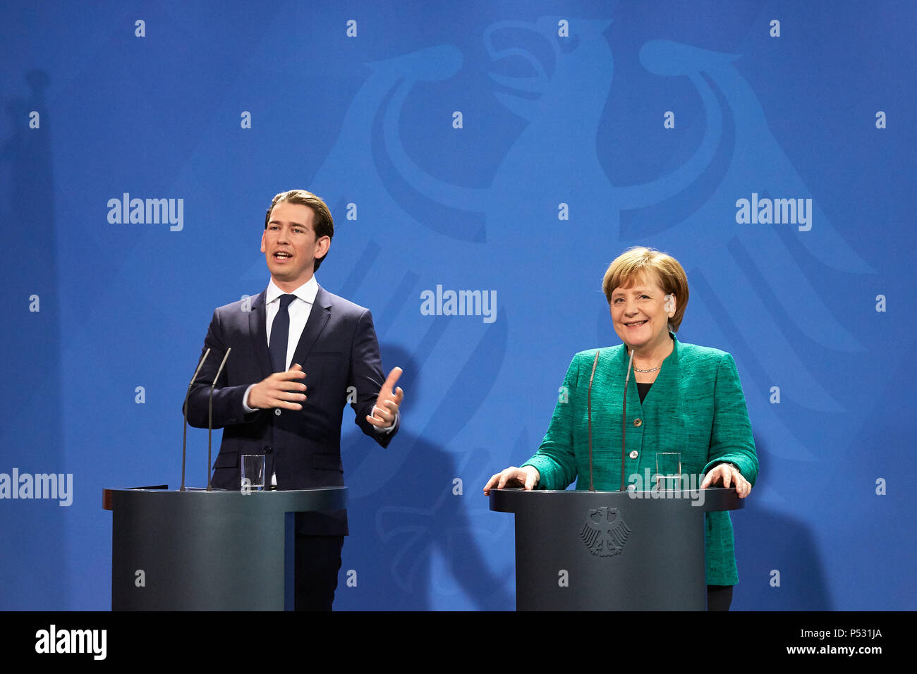 Berlin, Allemagne - La Chancelière allemande Angela Merkel, le Chancelier autrichien Sebastian Kurz Banque D'Images
