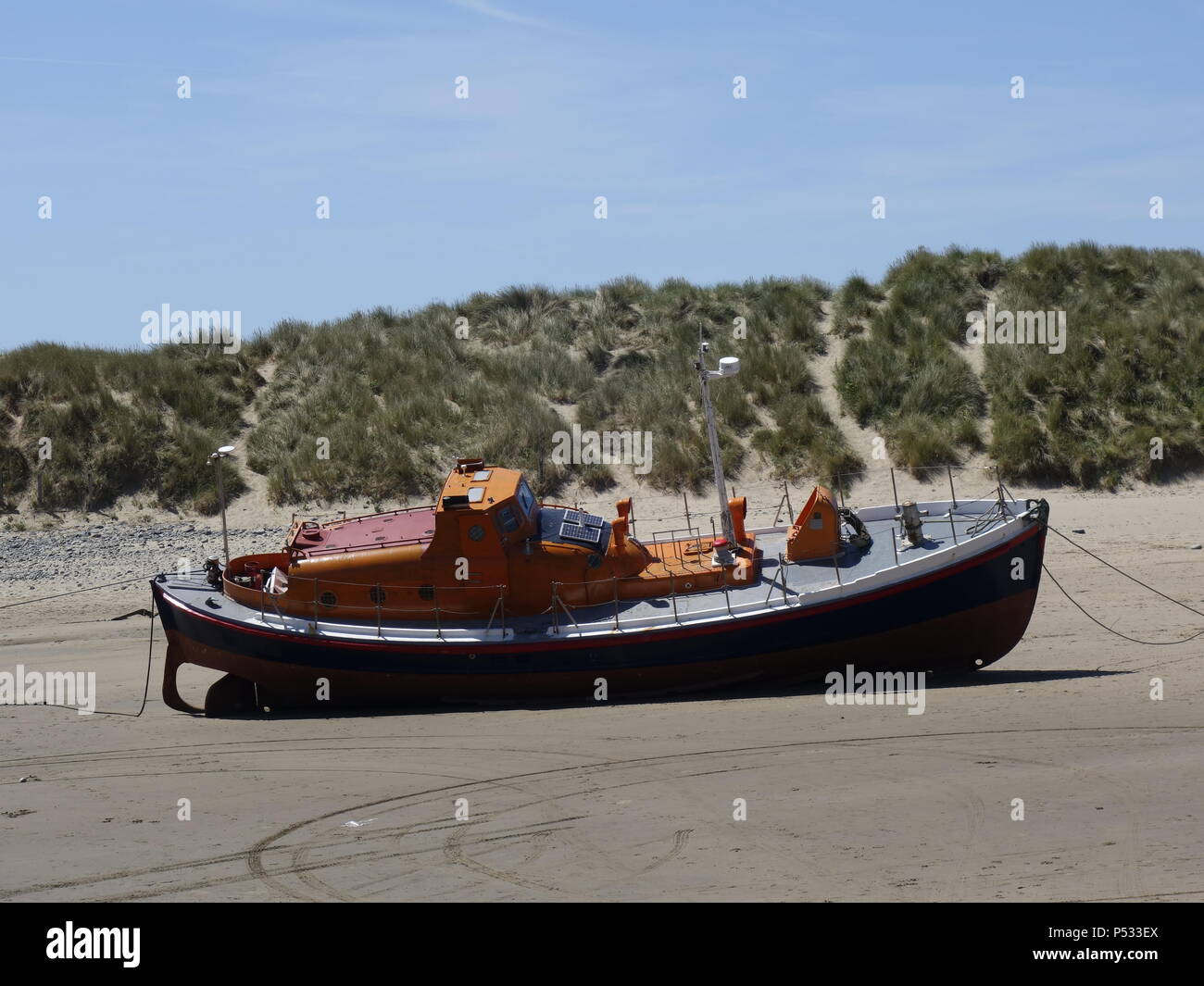 Bateaux recelait de Conwy de Barmouth et dans le Nord du Pays de Galles, certains se sont échouées Banque D'Images