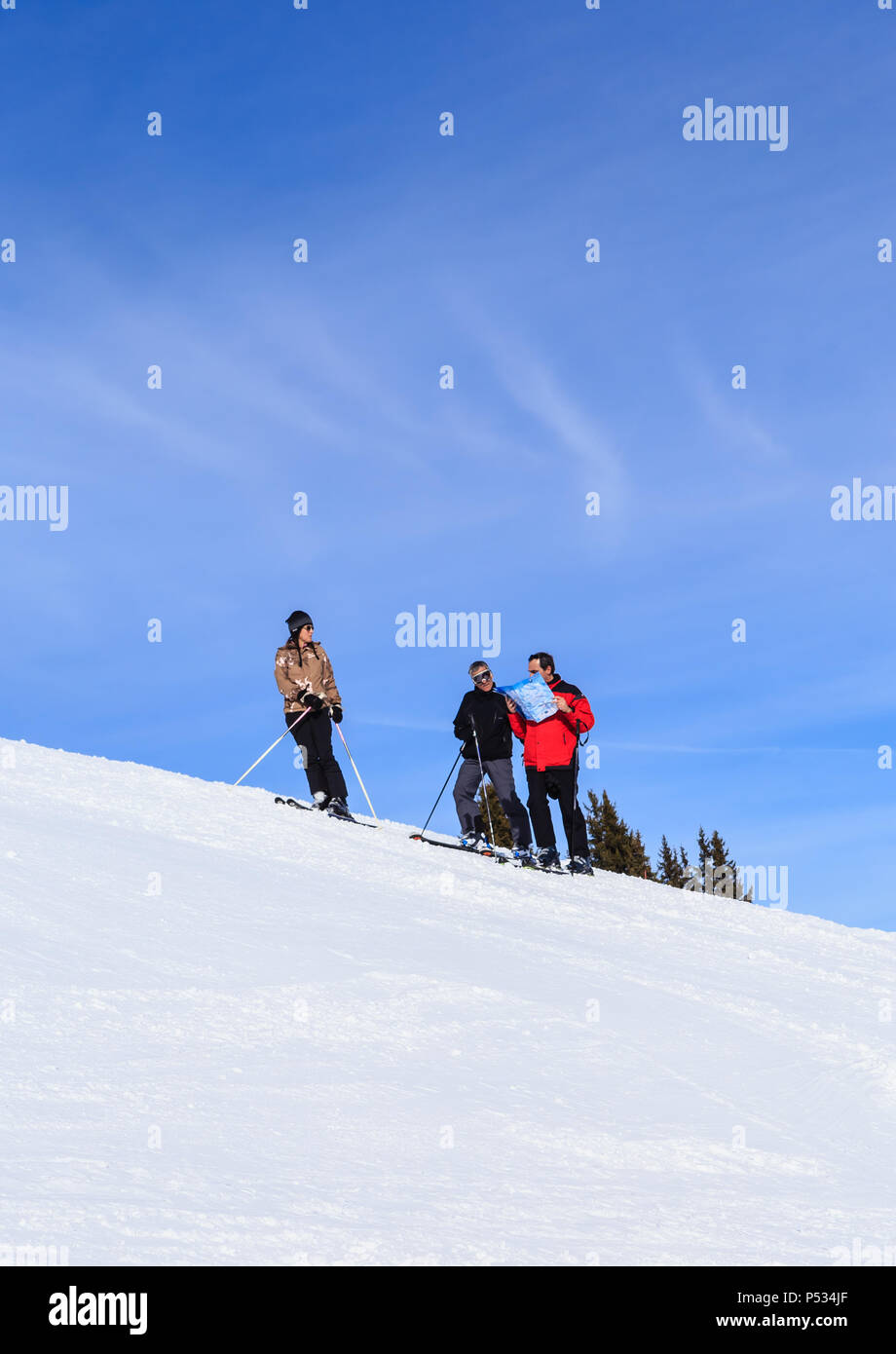 Pistes de ski étant donné le régime. Station de ski Courchevel Banque D'Images