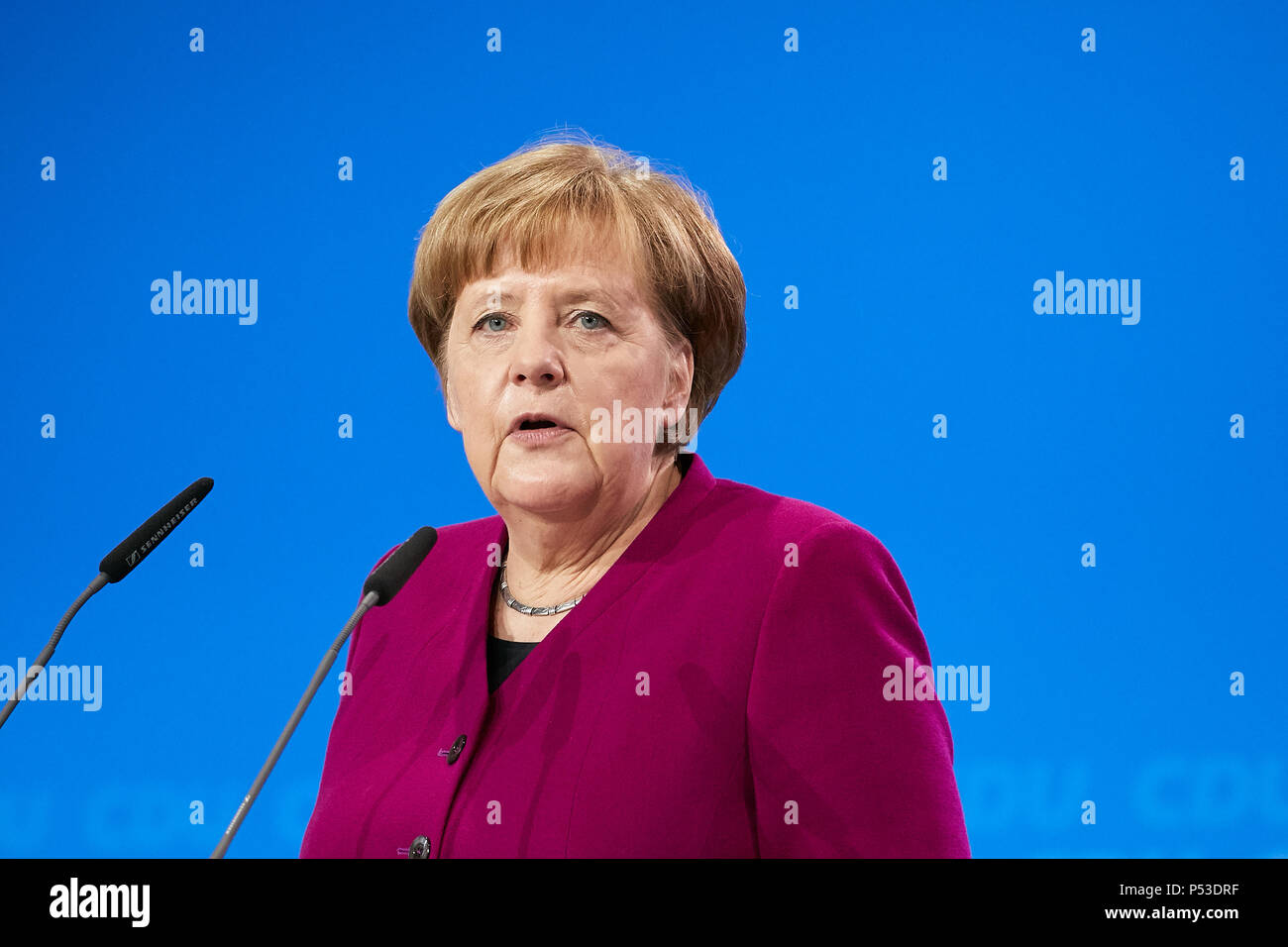 Berlin, Allemagne - Le chef du parti, Angela Merkel est titulaire d'un discours à la 30e Congrès du Parti fédéral de la CDU. Banque D'Images