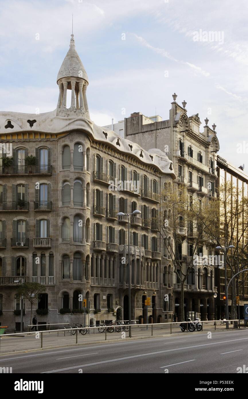 Casa Miquel Sayrach (1915-1918), l'arquitecte Manuel Sayrach, Av. 423 à 425 Diagonal, Barcelone, Catalogne, Espagne. Banque D'Images