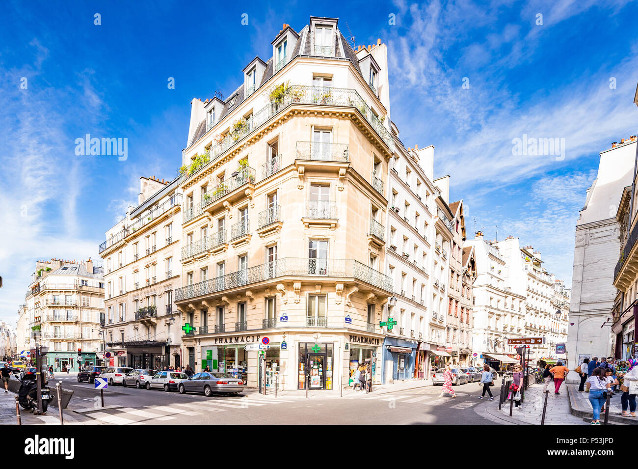 Les belles rues du Marais à Paris, France Banque D'Images
