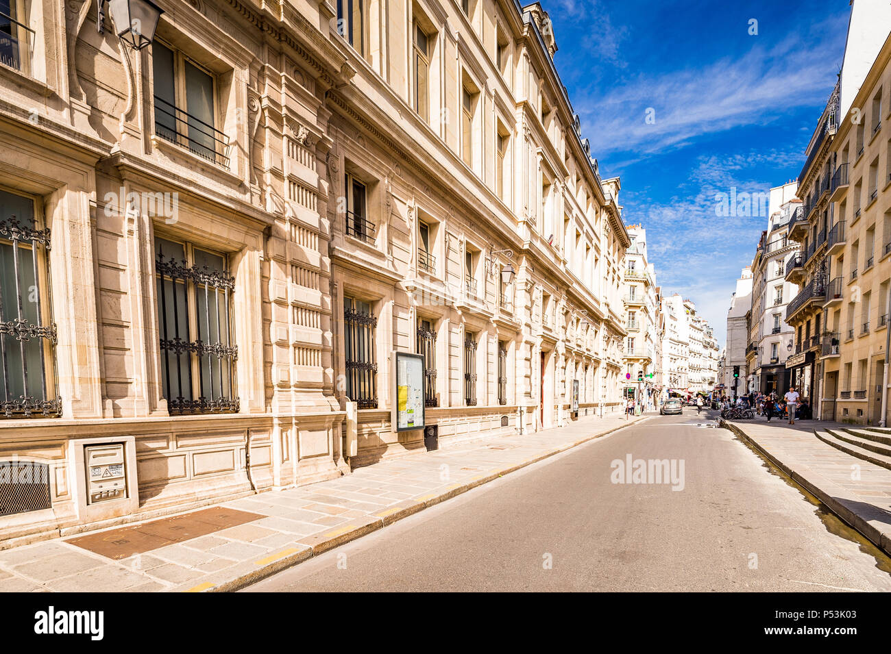 Les belles rues du Marais à Paris, France Banque D'Images