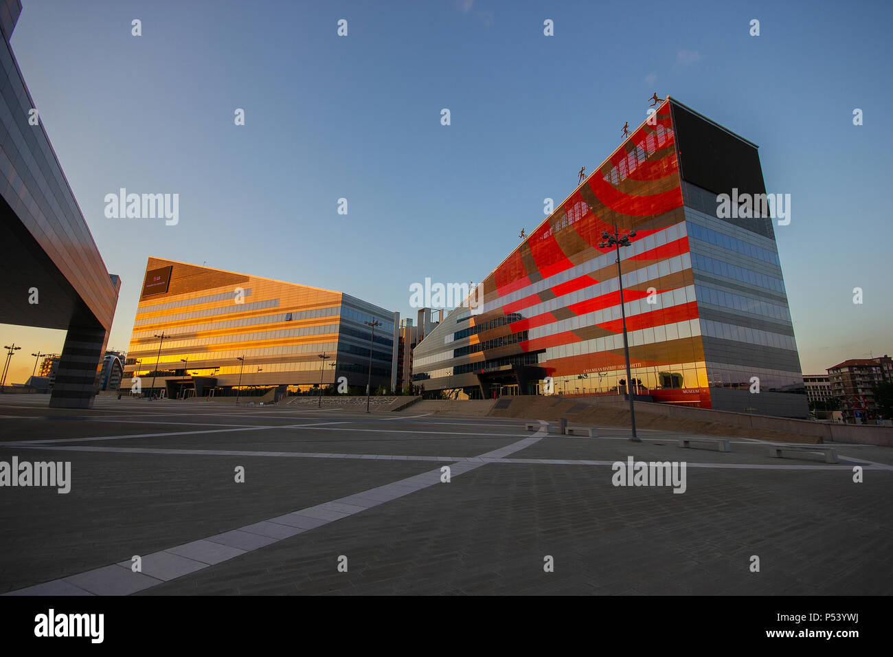 Casa MIlan, dans le nouveau quartier Portello, Milan, Lombardie, Italie Banque D'Images