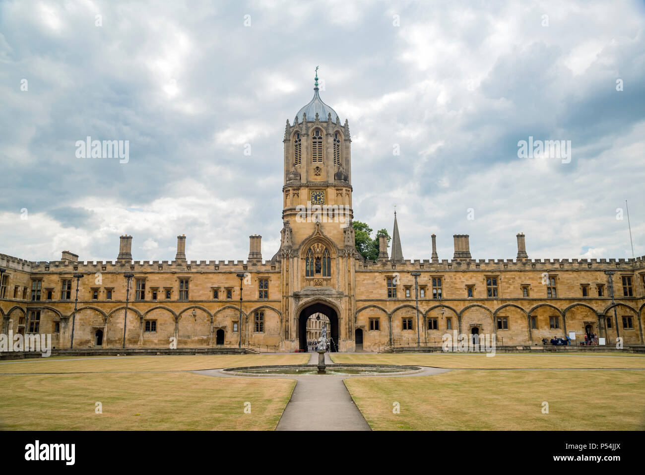 Oxford, 9 juillet : Vue extérieure de la célèbre Cathédrale Christ Church le Jul 9, 2017, à Oxford, Royaume-Uni Banque D'Images
