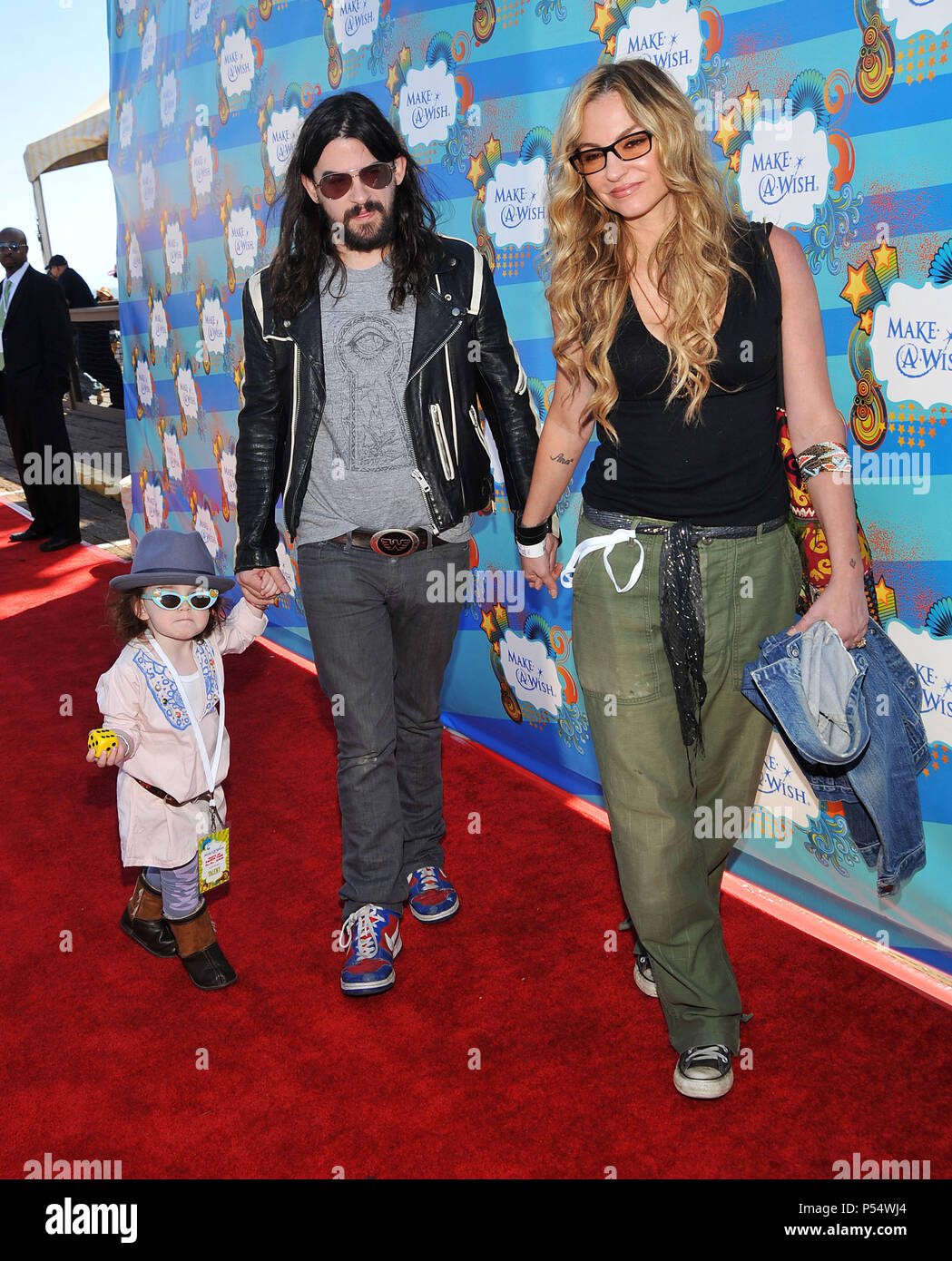 Drea De Matteo     Shooter Jennings Mari fille Alabama Gypsyrose  15 - Fondation Rêves d'en bénéficier à la jetée de Santa Monica à Los Angeles.Drea De Matteo     Shooter Jennings Mari fille Alabama Gypsyrose  15 Événement dans la vie d'Hollywood, Californie - Red Carpet Event, USA, Cinéma, Célébrités, photographie, Bestof, Arts, Culture et divertissement, Célébrités, Mode de vie meilleure, Hollywood, événement dans la vie d'Hollywood, Californie - Tapis rouge et en coulisses, musique, célébrités, Topix en couple, en famille (mari et femme) et les enfants - les enfants, frères et soeurs enquête gamma@tsuni Banque D'Images