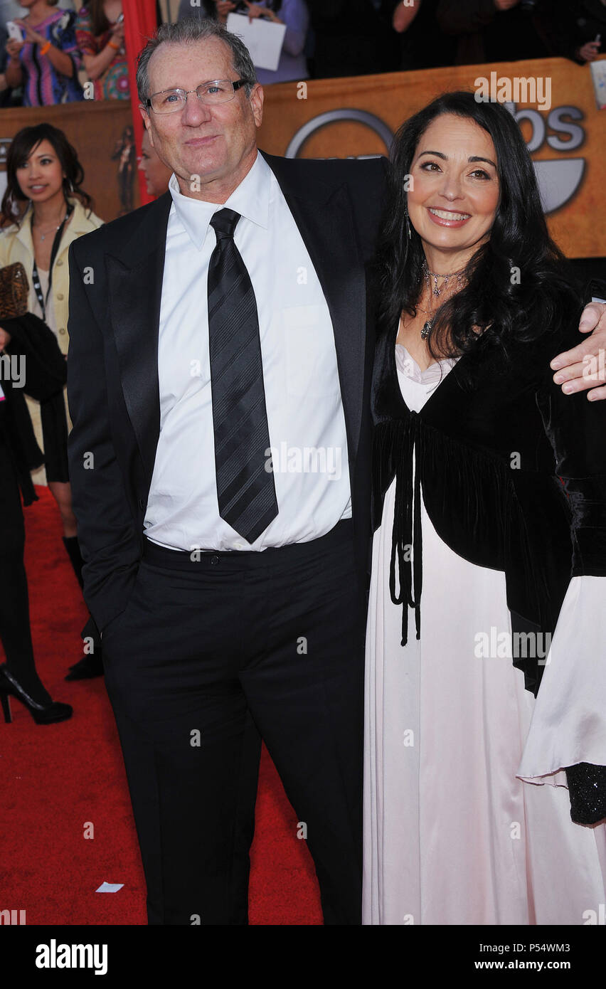 Ed O Neill  186 Catherine Rusoff - 16 e Conférence annuelle des Screen Actors Guild Awards au Shrine Auditorium à Los Angeles.Ed O Neill  186 Catherine Rusoff événement dans la vie d'Hollywood, Californie - Red Carpet Event, USA, Cinéma, Célébrités, photographie, Bestof, Arts, Culture et divertissement, Célébrités, Mode de vie meilleure, Hollywood, événement dans la vie d'Hollywood, Californie - Tapis rouge et en coulisses, musique, célébrités, Topix en couple, en famille (mari et femme) et les enfants - les enfants, frères et sœurs, tsuni@Gamma-USA.com Tsuni enquête de crédit / USA, 2010 Banque D'Images