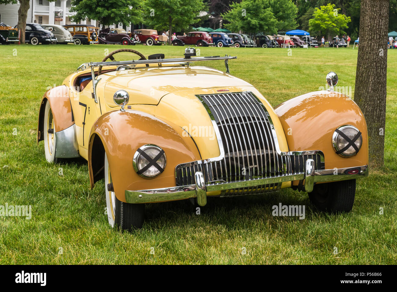 DEARBORN, MI/USA - 16 juin 2018 : UN 1948 Allard K1 voiture à l'Henry Ford (THF) Motor Show, qui a lieu de rassemblement à Greenfield Village, près de Detroit, Michigan. Banque D'Images
