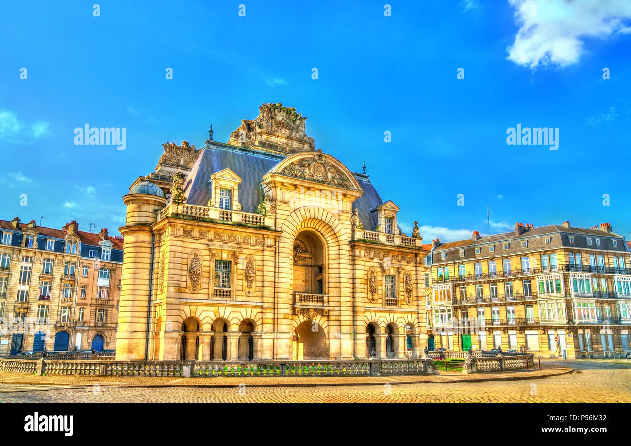 Porte de Paris, un arc de triomphe à Lille, France Banque D'Images