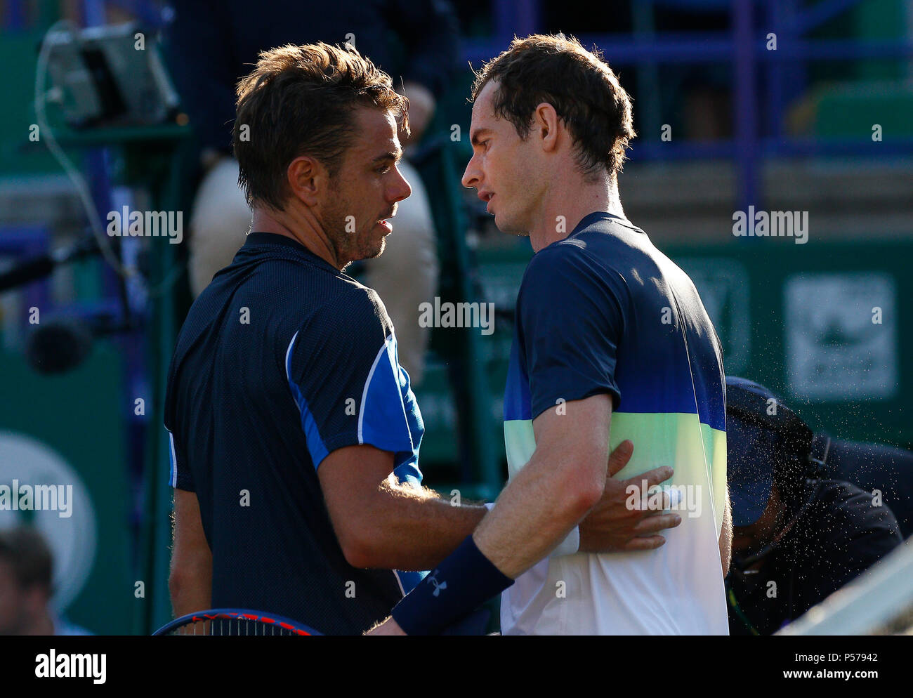 Le Devonshire Park, Eastbourne, Royaume-Uni. 25 Juin, 2018. Nature Valley International Tennis ; Andy Murray (GBR) célèbre sa victoire après avoir battu Stan Wawrinka (SUI) : Action de Crédit Plus Sport/Alamy Live News Banque D'Images