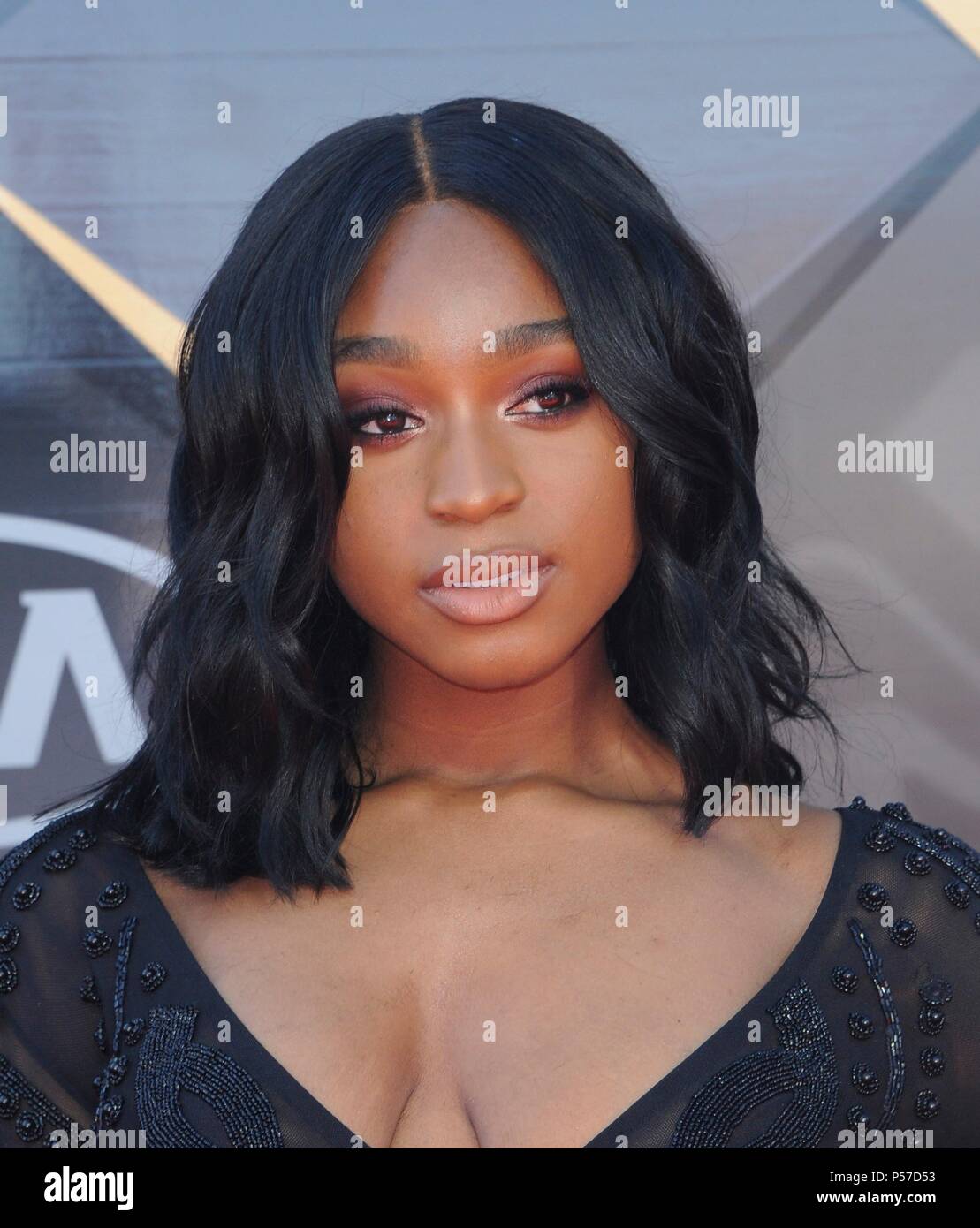 Kordei Normani Hamilton aux arrivées pour 2018 Prix NBA, Barker Hangar, Santa Monica, CA, le 25 juin 2018. Photo par : Elizabeth Goodenough/Everett Collection Banque D'Images