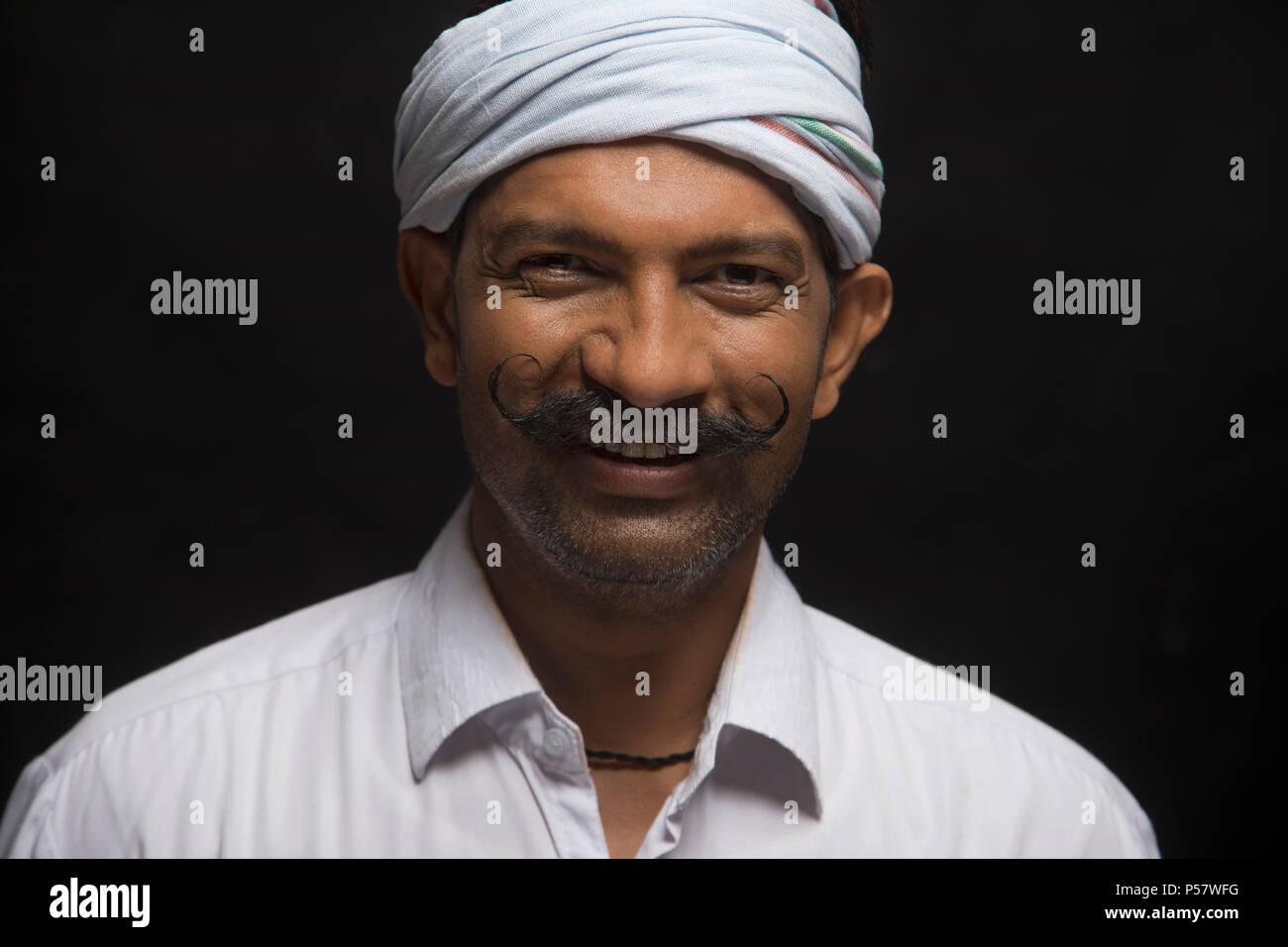 Portrait de l'homme rural indien Banque D'Images