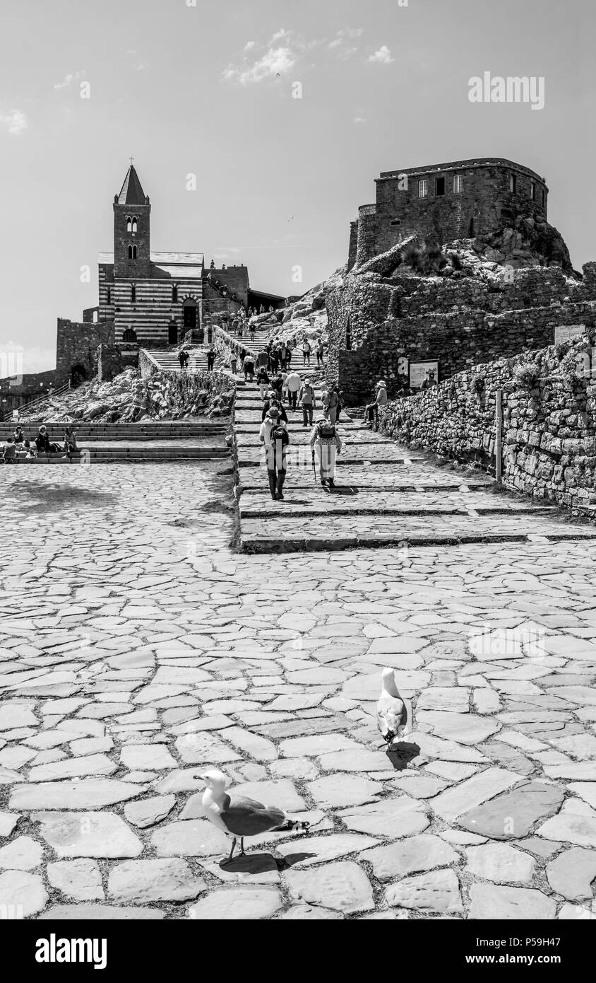 Porto Venere, Italie - une vue sur la ville, également connu comme Portovenere, dans la côte ligurienne, province de La Spezia, Cinque Terre en site du patrimoine mondial Banque D'Images