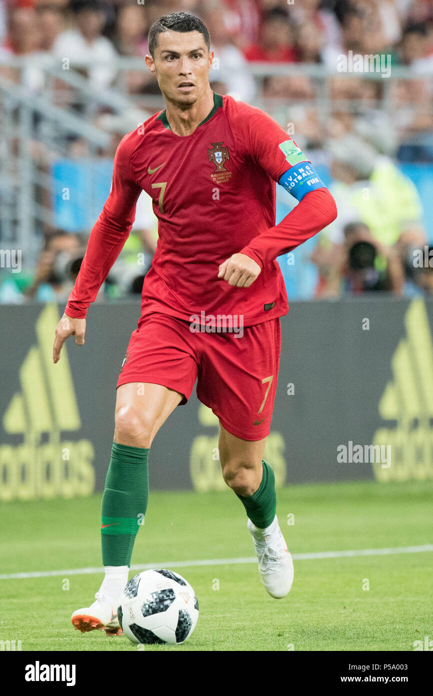 Moscow, Russia. 26 Juin, 2018. Cristiano Ronaldo (POR) avec ballon, Simple action avec Ball, Action, plein la figure, Portrait, Iran (IRN) - Portugal (POR) 1 : 1, premier tour, Groupe B, 35, Jeu sur 25.06.2018 à Saransk ; Coupe du Monde de Football 2018 en Russie à partir de la 14.06. - 15.07.2018. Utilisation dans le monde entier | Credit : dpa/Alamy Live News Banque D'Images