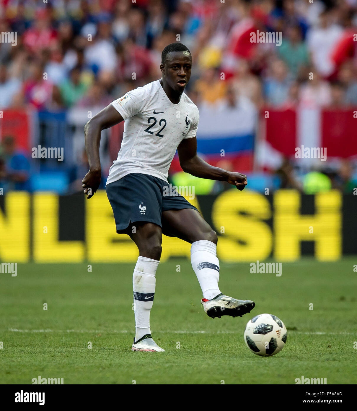 Moscou, Russie. 26 Juin, 2018. Benjamin Mendy (France) sur le ballon de  football Champion du Monde/GES/2018 Russie : Danemark -  26.06.2018/GES/soccer/football Worldcup 2018 Russie : Le Danemark contre la  France, Moscou, le