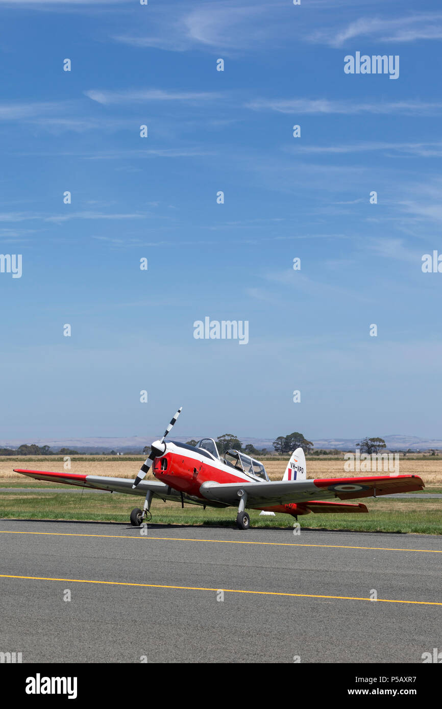 Vintage 1952 de Havilland Canada DHC-1 Chipmunk avion d'entraînement militaire VH-WPO. Banque D'Images