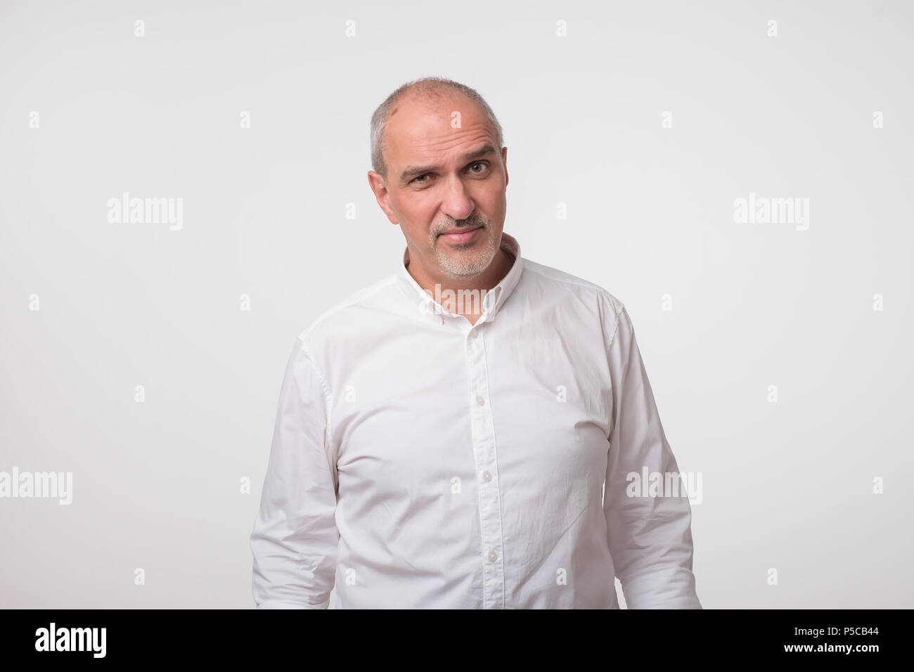 Portrait of mature homme triste. Il avait une mauvaise humeur. Banque D'Images