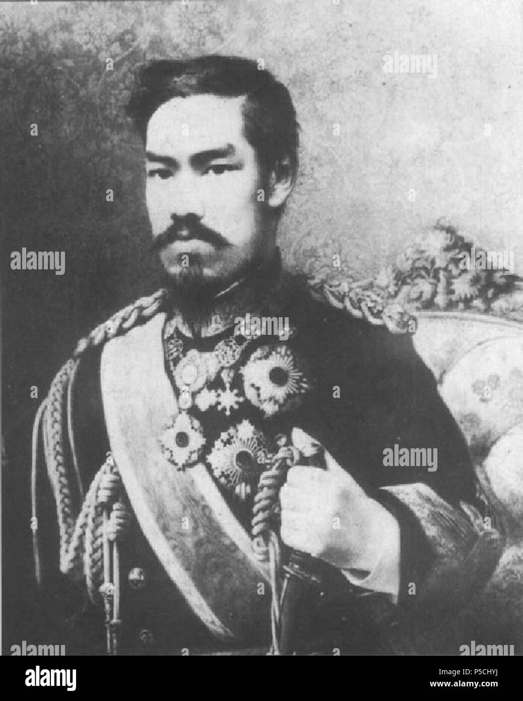 N/A. Anglais : l'empereur Meiji du Japon. 1888. Inconnu 207 photo en noir et blanc de l'empereur Meiji du Japon en 1888 Banque D'Images